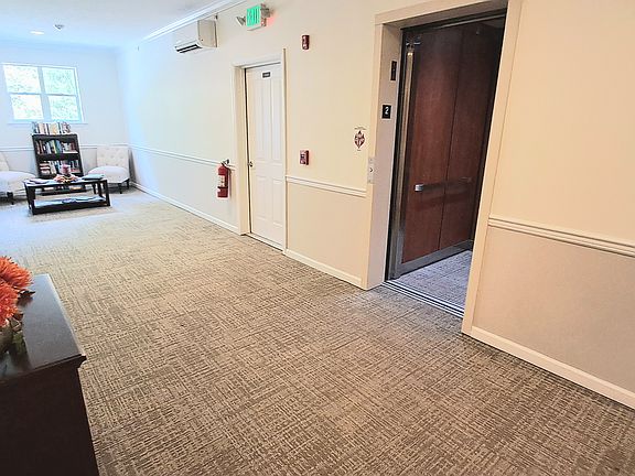 4th image of 800 Village Dr APT 203