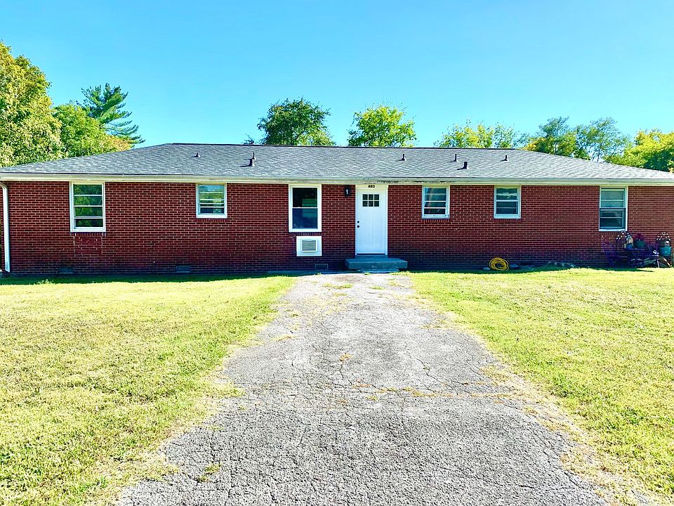 1st image of 460 Circle Dr