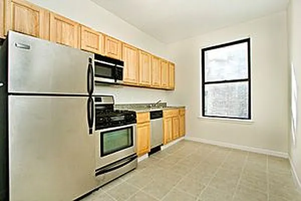 Rented by Manor Management | media 7