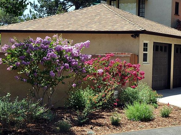 4th image of 5225 La Crescenta Ave