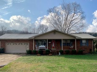 2414 Gwen St, Scottsboro, AL 35768