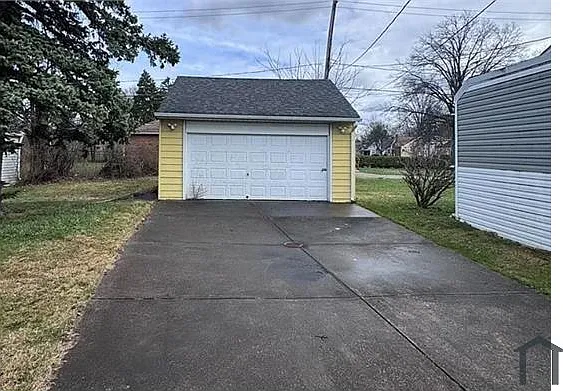3775 Warrensville Center Rd — Photo 3