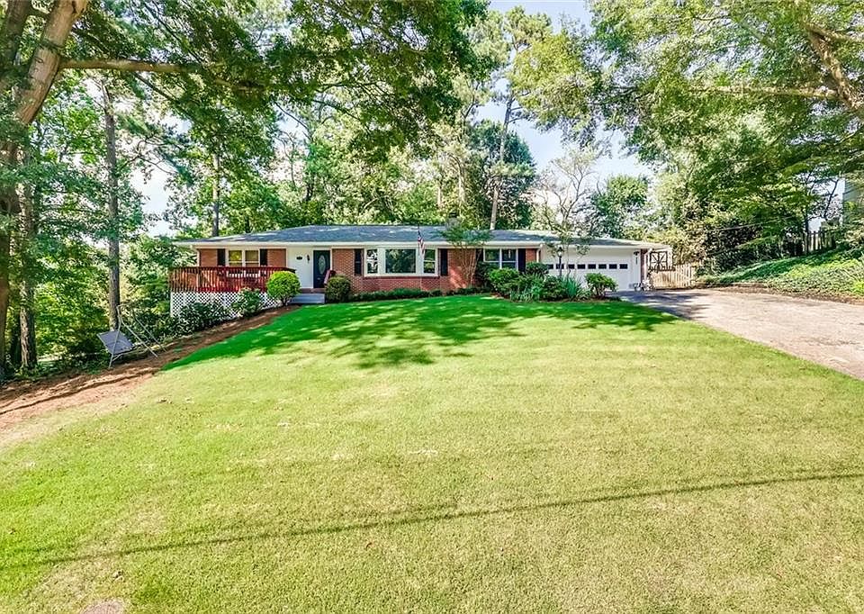 1st image of 4362 Laurel Cir SE