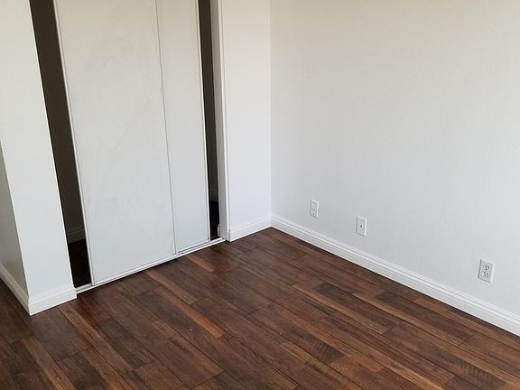 4th image of 1540 N Hope Ave APT B