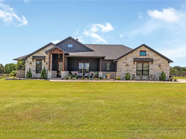 10131 Henley Cv, Iola, TX 77861