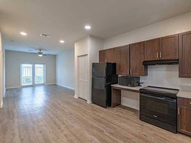 380 NE 4th Ave #17-103 — Photo 23