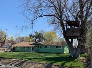 120 Graber Rd, Selah, WA 98942