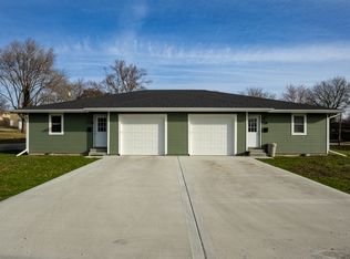 712 W Prairie St, Cameron, MO 64429