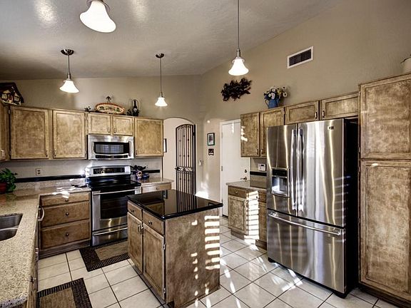 3rd image of 31238 N 40th Pl