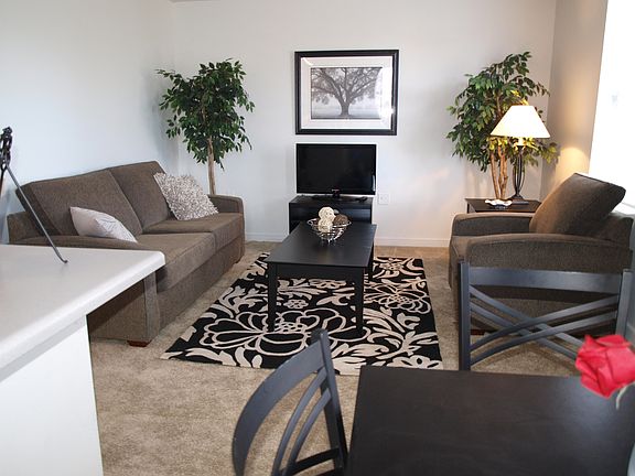 2nd image of 728 W Marshall St #33D