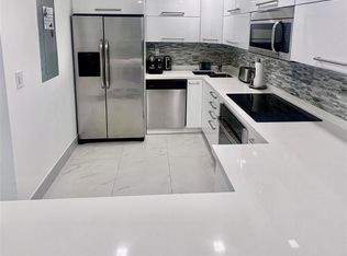 5415 Collins Ave APT 201, Miami Beach, FL 33140