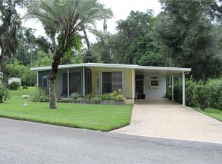 6135 Ridgewood Dr, Zephyrhills, FL 33542