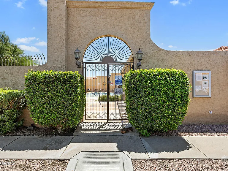 5704 E Aire Libre Ave #1048 — Photo 22