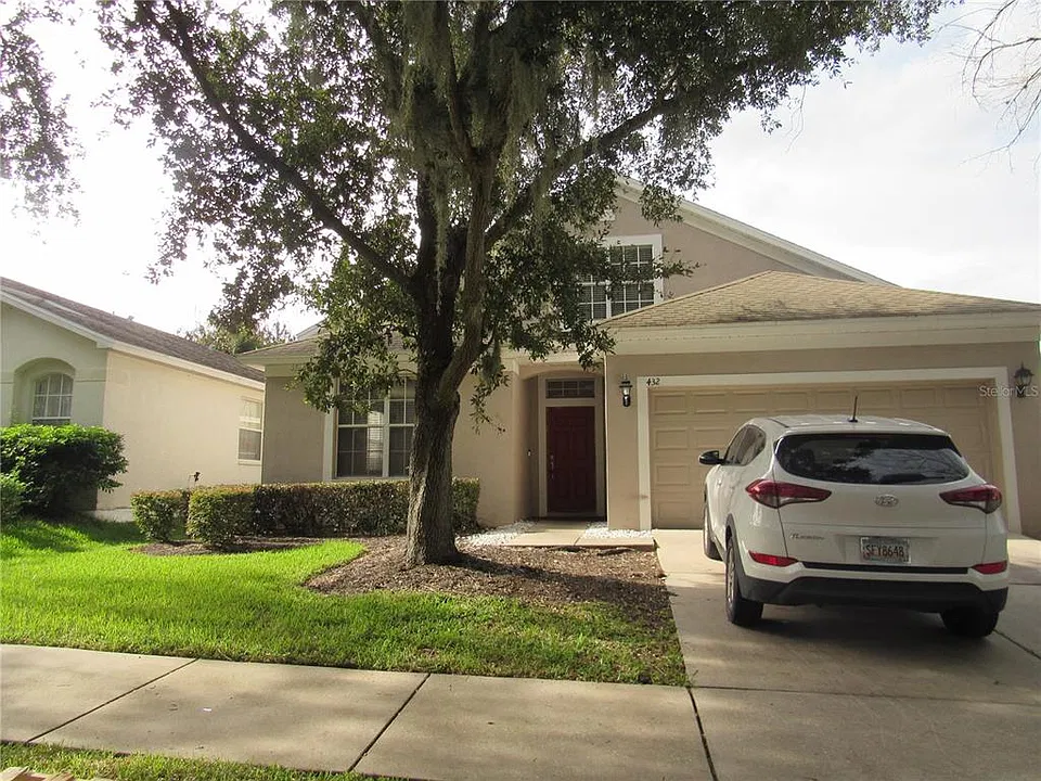 432 Kings Path Dr