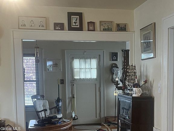 2nd image of 824 Dean Street