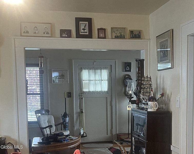 2nd image of 824 Dean Street