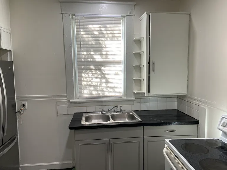 1103 E Brookland Park Blvd — Photo 5