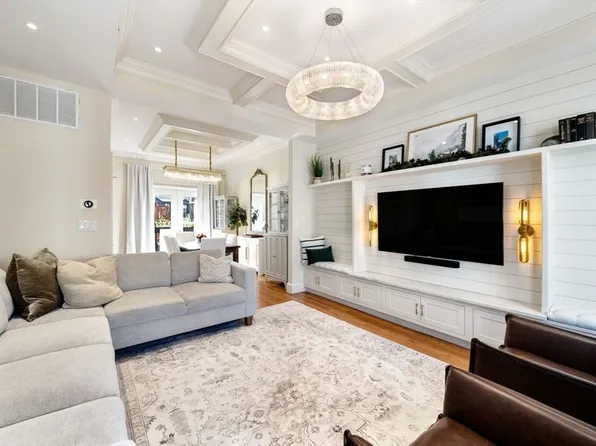 7 Cook St #2, Boston, MA 02129