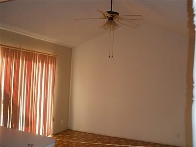 3rd image of 5821 Diablo Dr