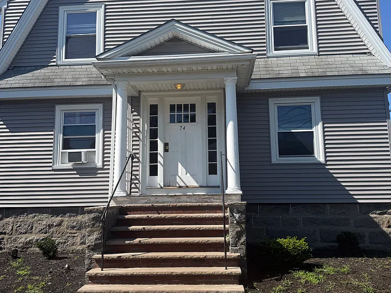 74 Chapman St #2 — Photo 9