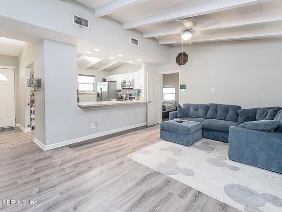 5th image of 6352 SPRINKLE Drive N