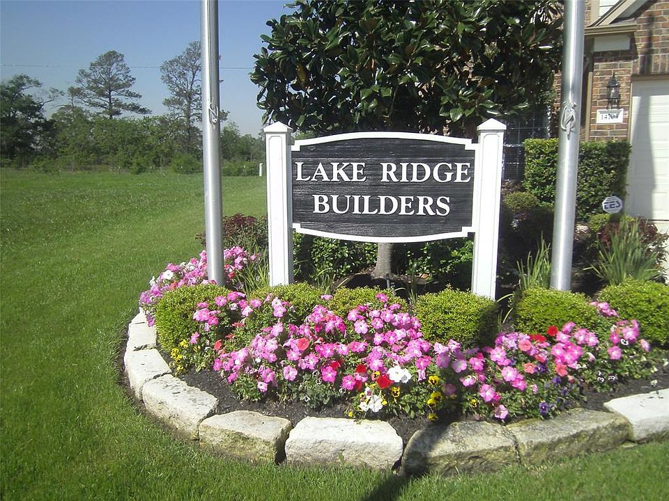 2nd image of 8207 Redbud Point Ln