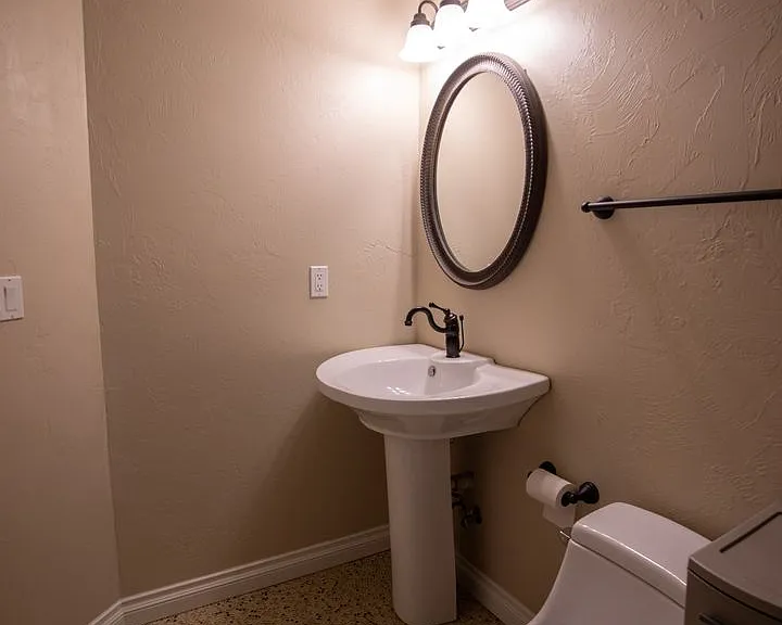 1510 York Rd #103 — Photo 18