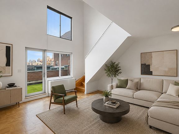 3rd image of 227 Mulberry St Ste C