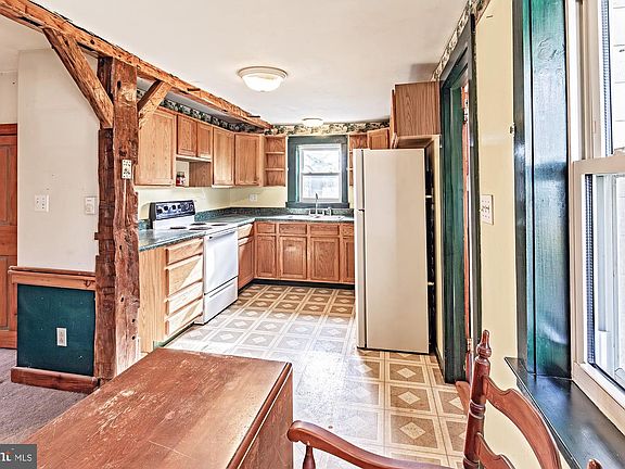 2nd image of 577 Hancocks Bridge Harmersville Rd