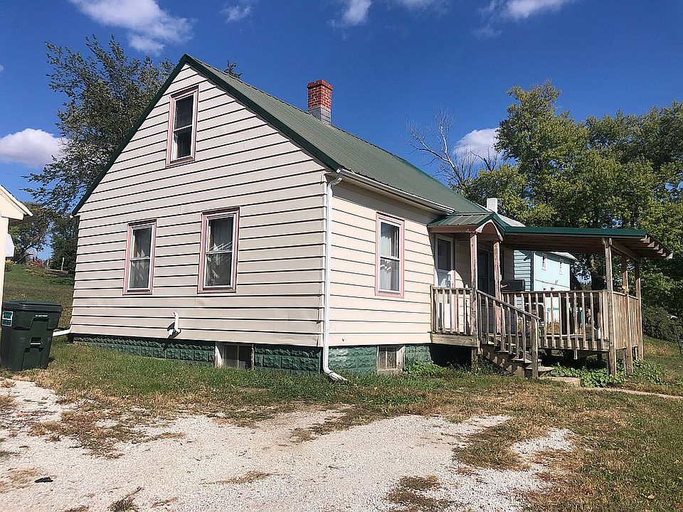 1822 L St, Tekamah, NE 68061 Zillow
