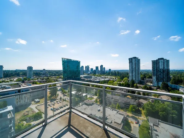 13325 102a Ave #2309, Surrey, BC V3T 0J5