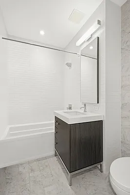 Rented by Compass | media 21