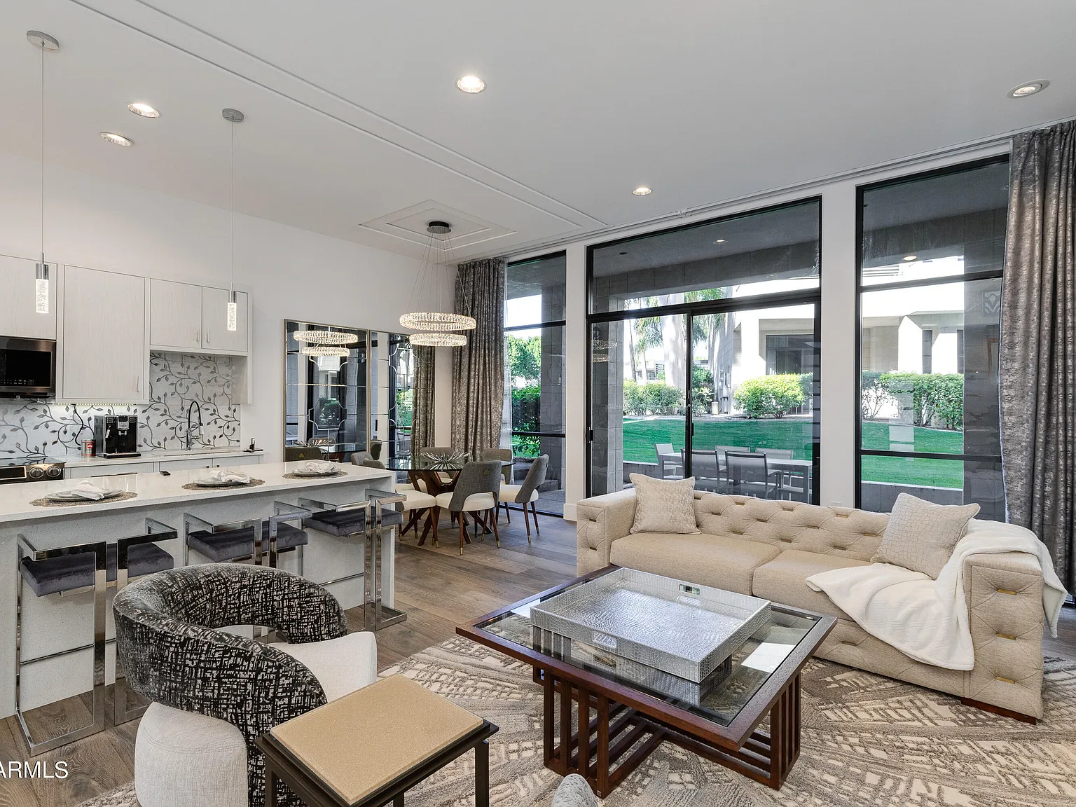 2 bed, 2.5 bath, 1628 sqft, $10,000 — Photo 2