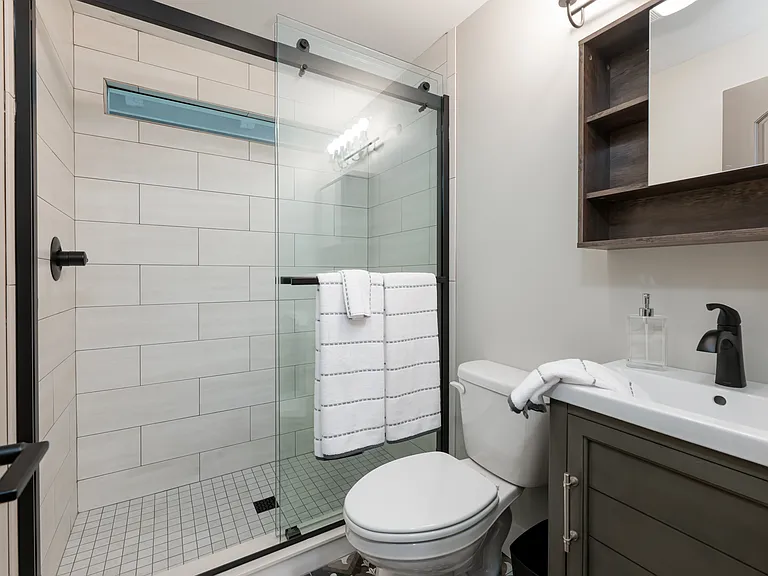 104 Pine Tree Dr — Photo 13