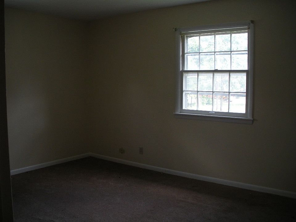 1st image of 1550 S Kentucky Ave APT D