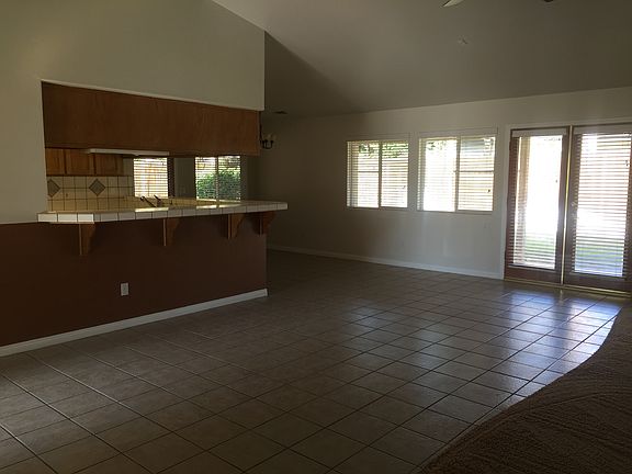 Great Room/Dining Nook/Breakfast Bar