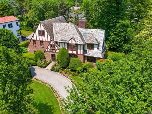 260 Overlook Road, New Rochelle, NY 10804