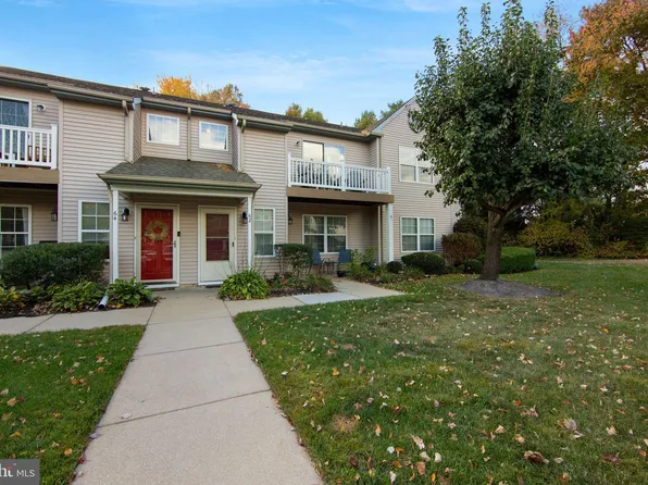 62 Crestmont Dr, Mantua, NJ 08051