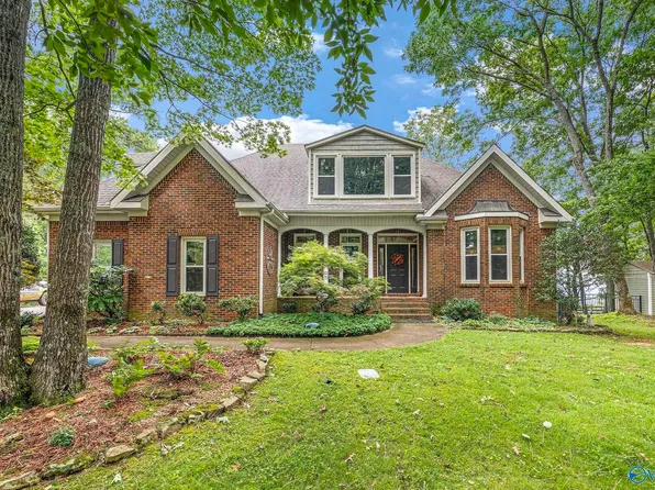 13310 S Village Square Rd SE, Huntsville, AL 35803