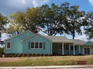 1002A Auburn St, Opelika, AL 36801
