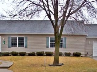 117 W 4th St, Gladbrook, IA 50635