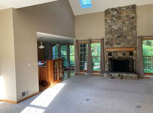 489 Creek Rd, Volant, PA 16156