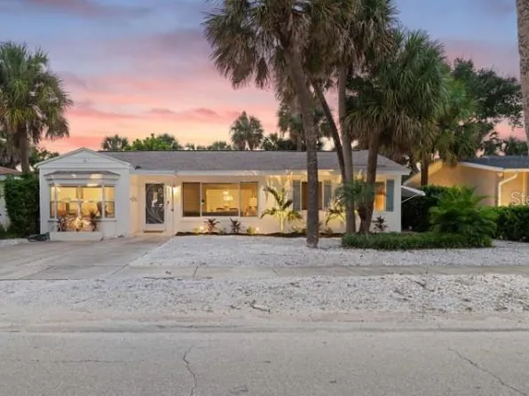 840 Mandalay Ave, Clearwater, FL 33767