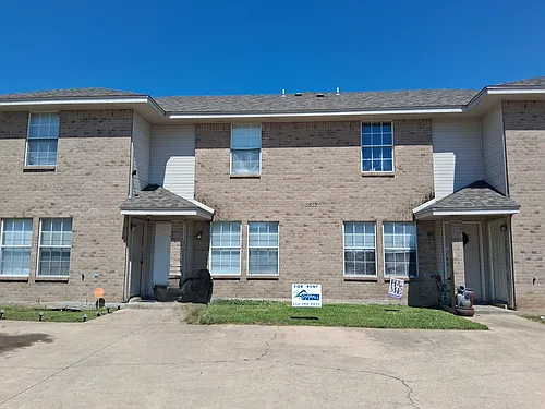 5803 Redstone Dr Photo 1