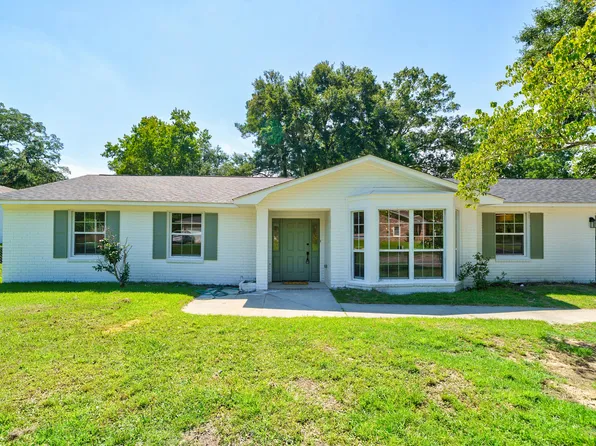 4329 Patricia St, North Charleston, SC 29418