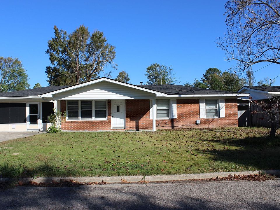 1st image of 1929 Preston Dr