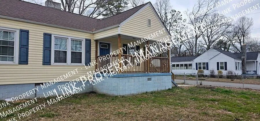 Coming December! Don't Miss This Charming Remodeled 2 Bedroom Convenient To Downtown Chattanooga,... — Photo 2
