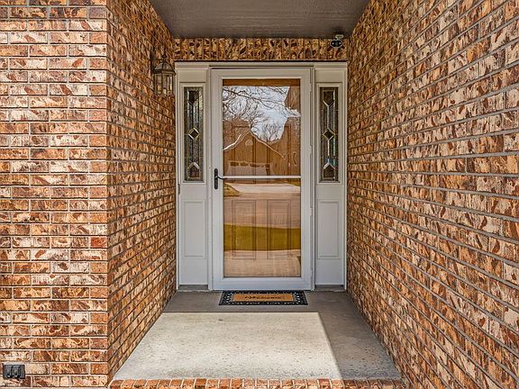 4th image of 3004 Bently Ct