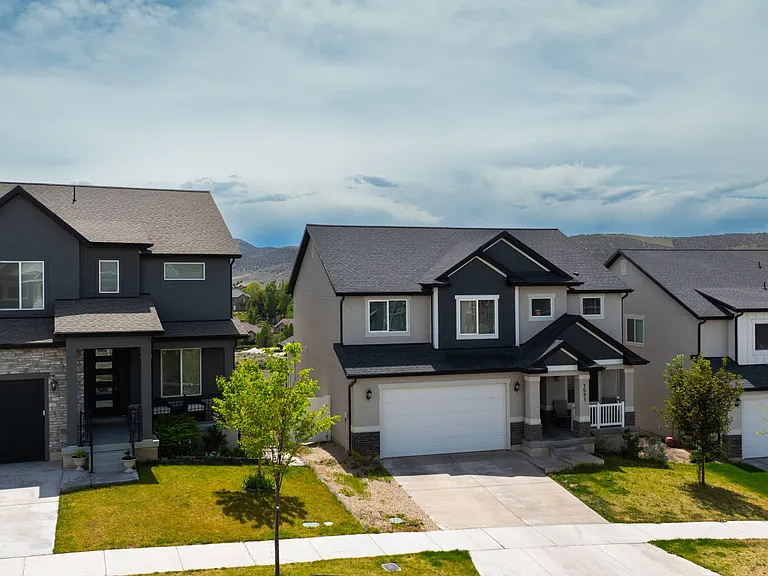 1529 W Stone Gate Dr — Photo 2