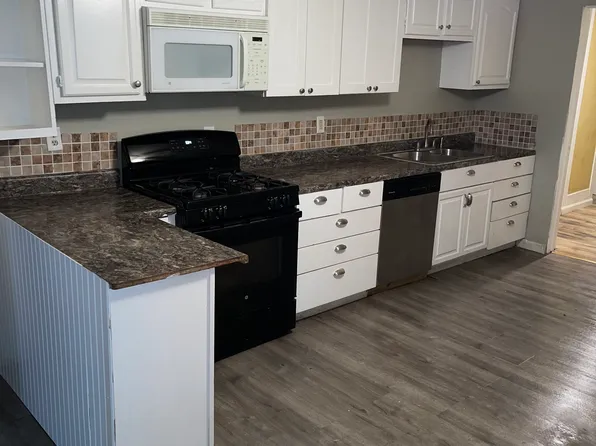 906 Park St, Syracuse, NY 13208